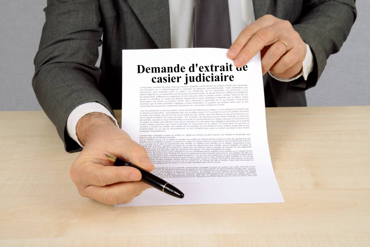 Vérification de casier judiciaire