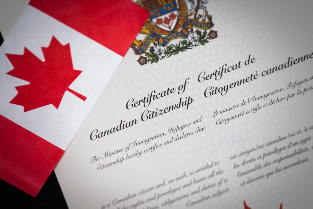 Comment introduire une demande de certificat de citoyenneté canadienne?